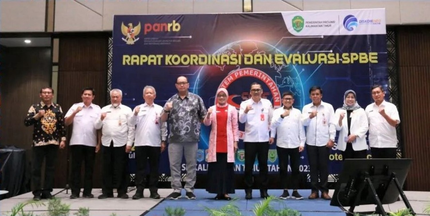 Kepala Balitbangda Hadiri Rapat Koordinasi dan Evaluasi SPBE