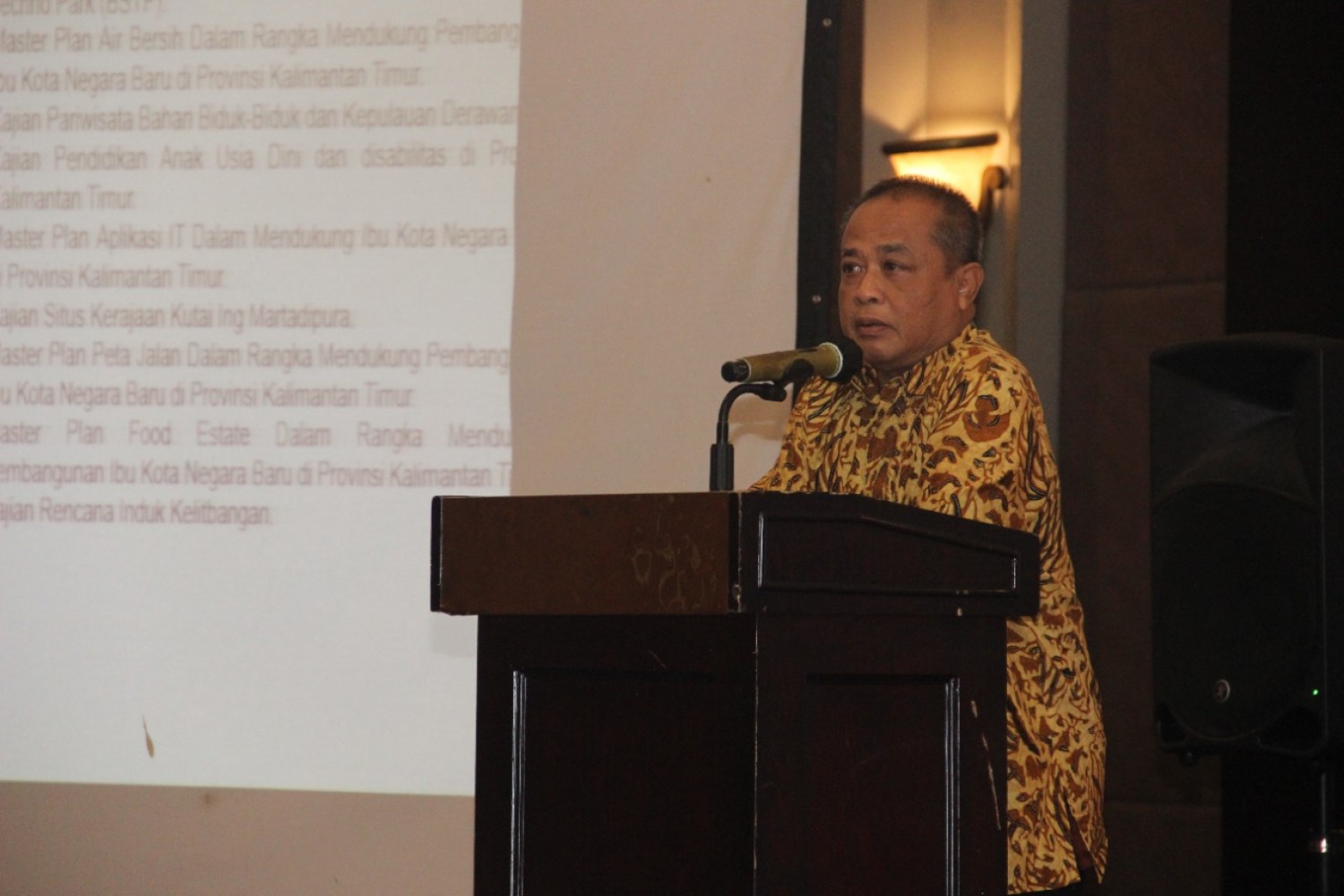 9 PENELITIAN STRATEGIS PADA TAHUN  2021, BUKTI INISIASI BALITBANGDA  DUKUNG IKN
